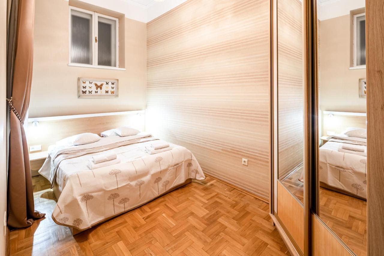 3 Bedrooms Royal Italian Style In An Austrian Building, Parking, Balcony Львов Экстерьер фото